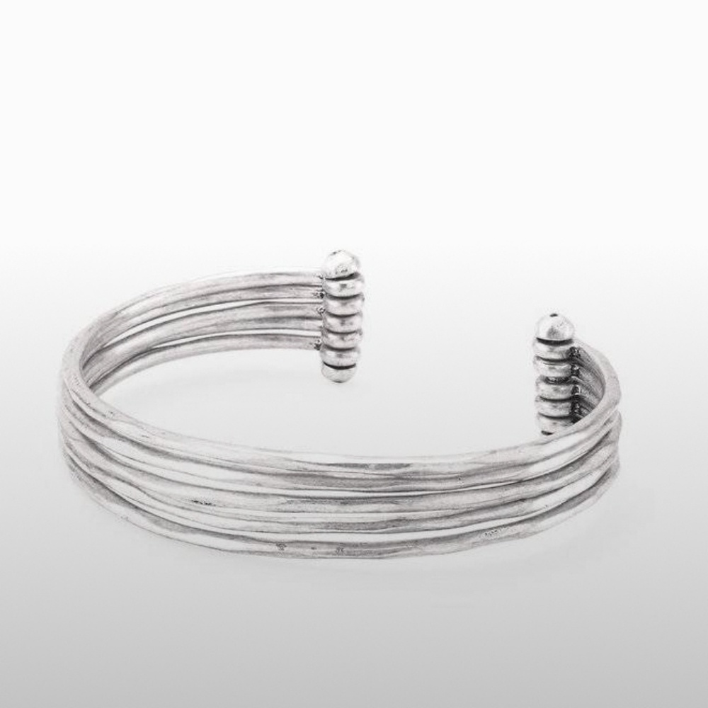 Stella & Dot Quinn Cuff in silver